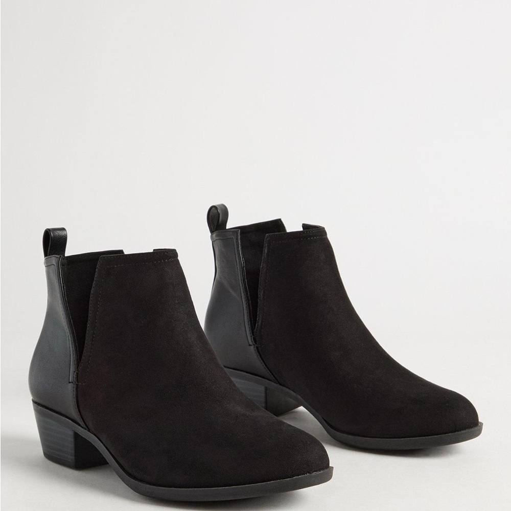 Torrid Women's Split Black Ankle Boots